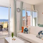 Jolara With Heated Pool Appartement