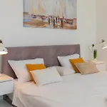 Appartement Jolara With Heated Pool