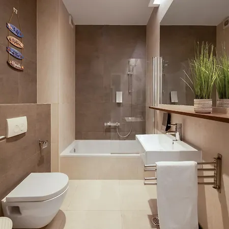 Jolara With Heated Pool Апартаменти